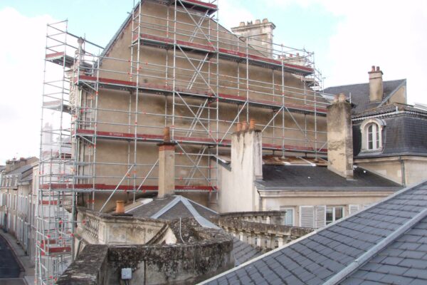 Echafaudages pour Restauration Façades et cheminées 3